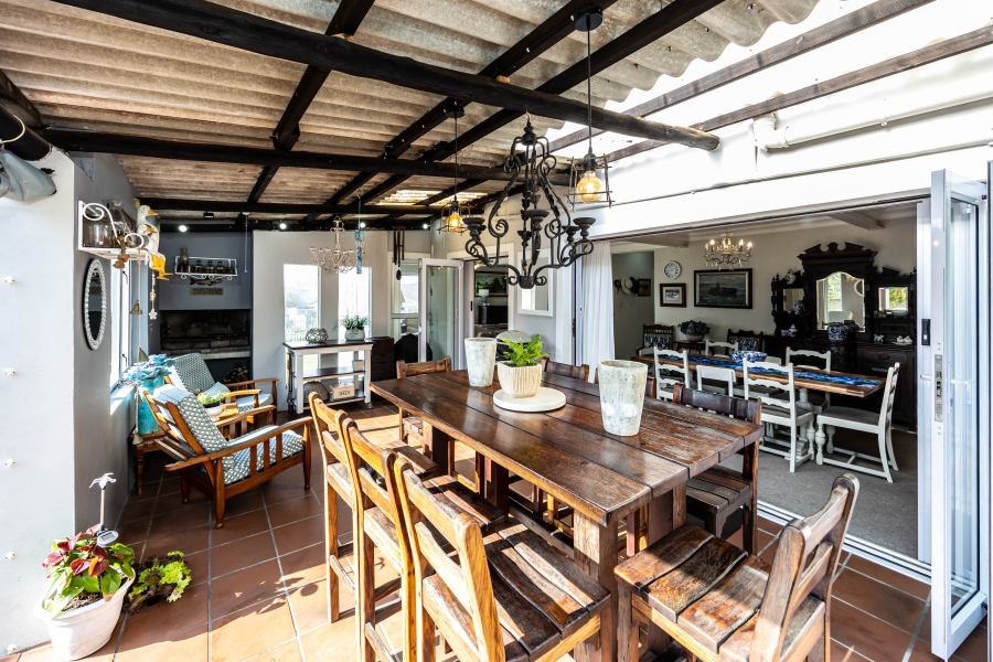 4 Bedroom Property for Sale in Kidds Beach Eastern Cape